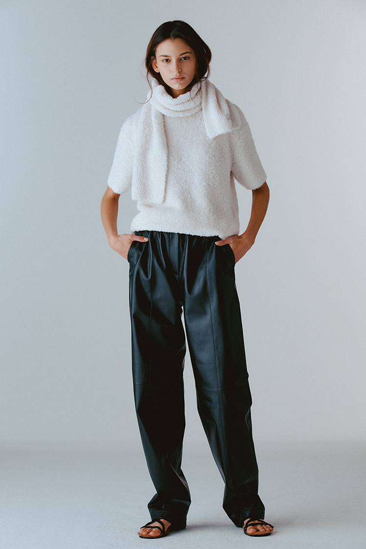 LOOK 22 / FALL WINTER 2022 | The Less Official Website